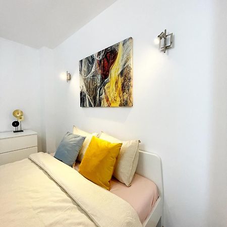 Alegro Studio Apartment Bucureşti Ngoại thất bức ảnh
